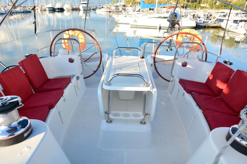 Book yachts online - sailboat - Sun Odyssey 44 i - Stavros - rent