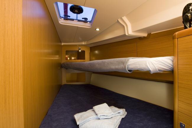 Book yachts online - sailboat - Sun Odyssey 44 i - Stavros - rent