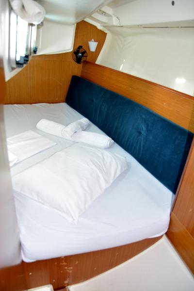 Book yachts online - sailboat - Sun Odyssey 32i - Charoula - rent