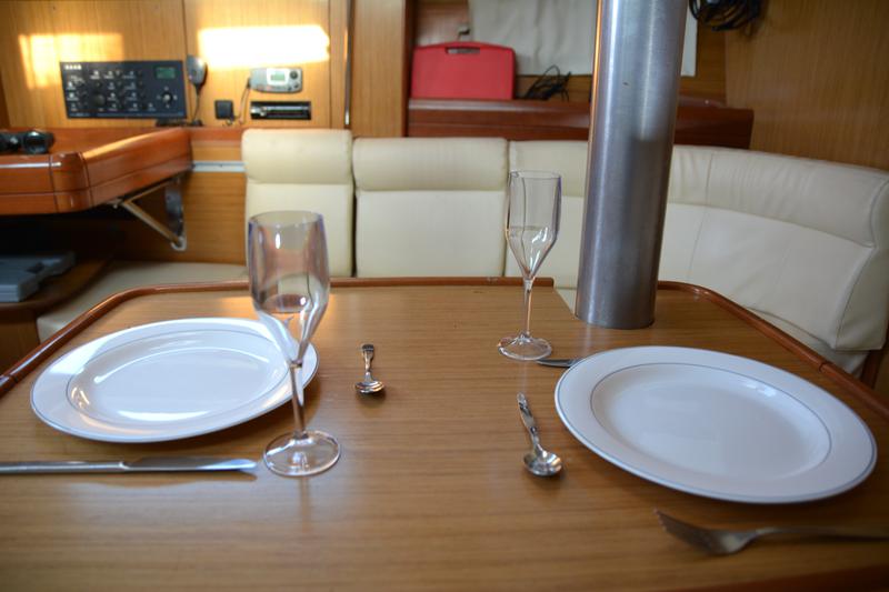 Book yachts online - sailboat - Sun Odyssey 36i - Billis - rent