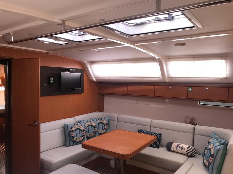 Book yachts online - sailboat - Bavaria Cruiser 51 - Corfu - G - rent