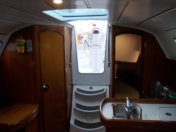 Book yachts online - sailboat - Oceanis 311 - Seirios - rent