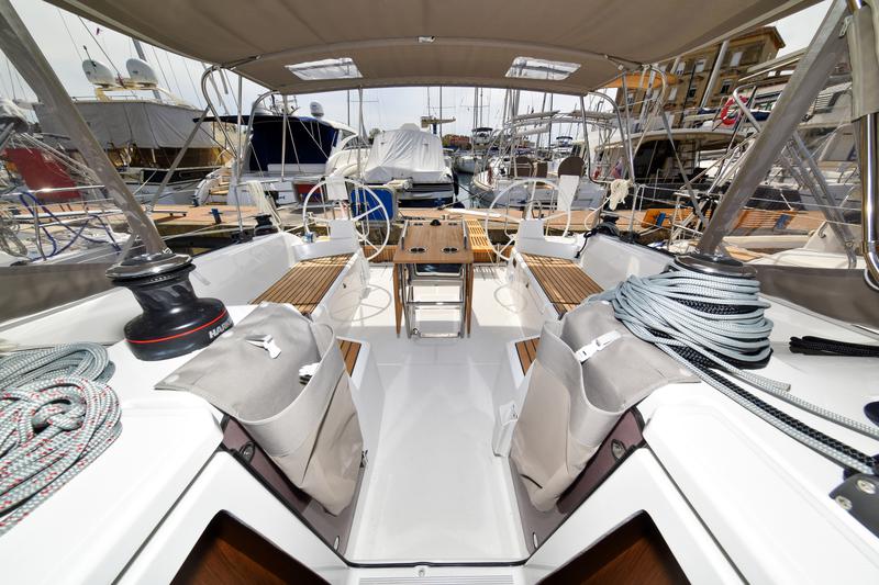 Book yachts online - sailboat - Oceanis 40.1 - EYLIN - rent