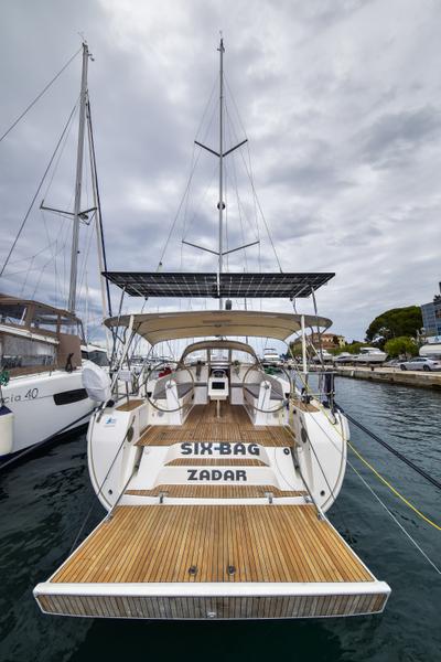 Book yachts online - sailboat - Bavaria Cruiser 46 - SIX BAG - rent