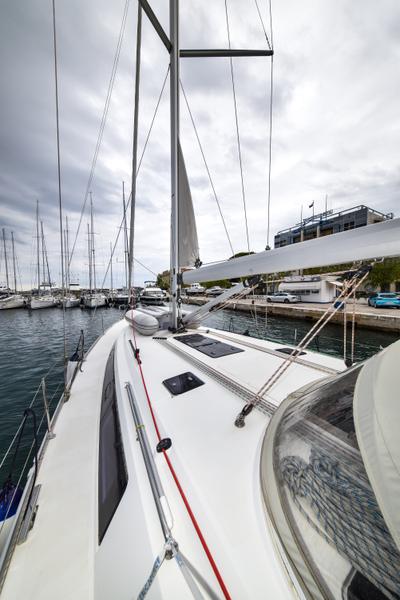 Book yachts online - sailboat - Bavaria Cruiser 46 - SIX BAG - rent