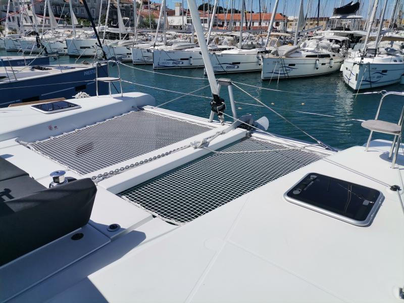 Book yachts online - catamaran - Lagoon 40 - wave elli - rent