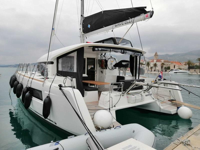 Book yachts online - catamaran - Lagoon 40 - wave elli - rent