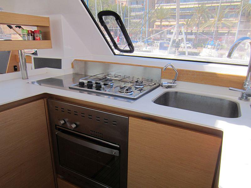 Book yachts online - catamaran - Nautitech 40 Open - Amara - rent