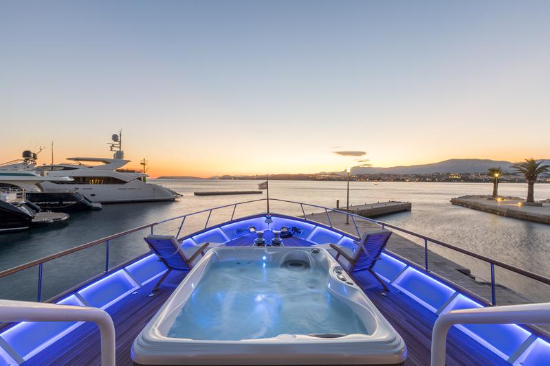 Book yachts online - motorboat - Burger - Adriatic Escape - rent