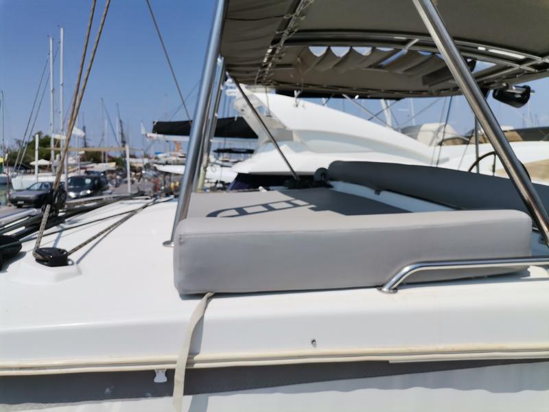 Book yachts online - catamaran - Lagoon 450  Flybridge - MIA PLUS - rent