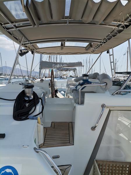 Book yachts online - catamaran - Lagoon 450  Flybridge - MIA PLUS - rent