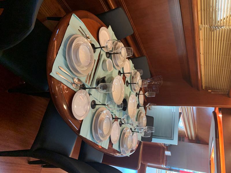 Book yachts online - motorboat - Ferretti 76' Fly - Bruno - rent