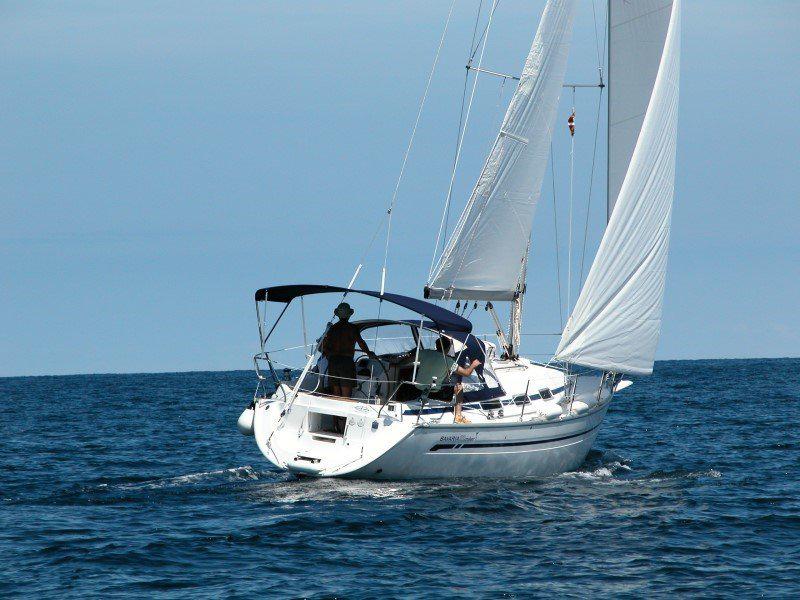 Book yachts online - sailboat - Bavaria 32 - Alexandros - rent