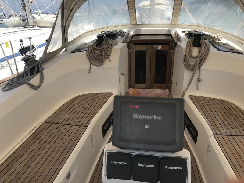Book yachts online - sailboat - Bavaria 40 Cruiser - XANEI S - rent