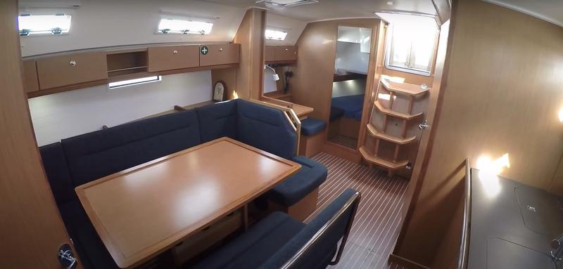 Book yachts online - sailboat - Bavaria 40 Cruiser - XANEI S - rent