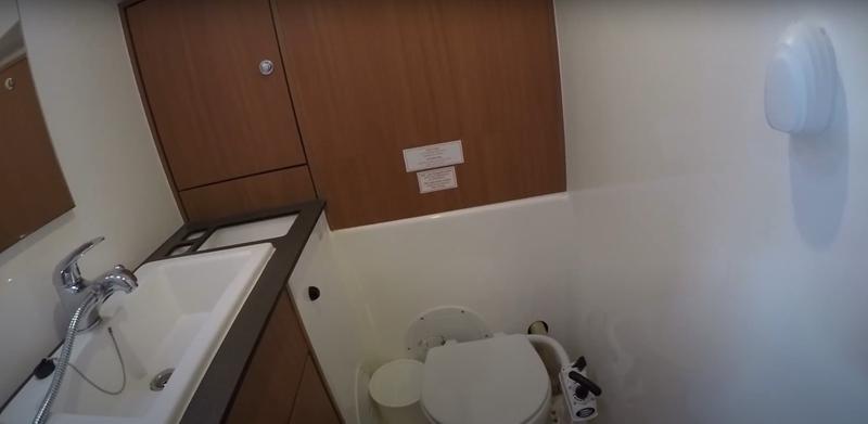 Book yachts online - sailboat - Bavaria 40 Cruiser - XANEI S - rent