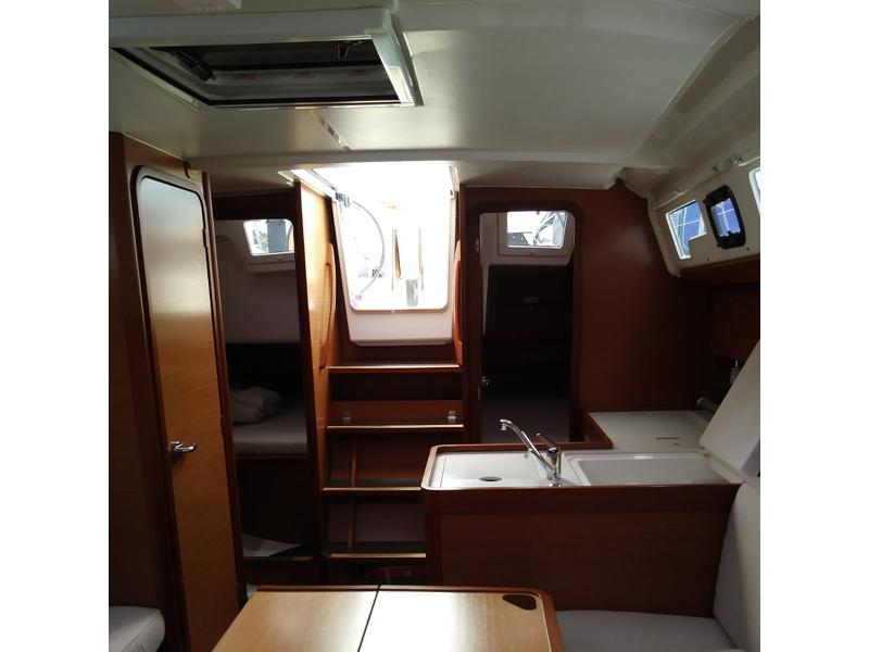 Book yachts online - sailboat - Dufour 360 Grand Large - Draco - rent