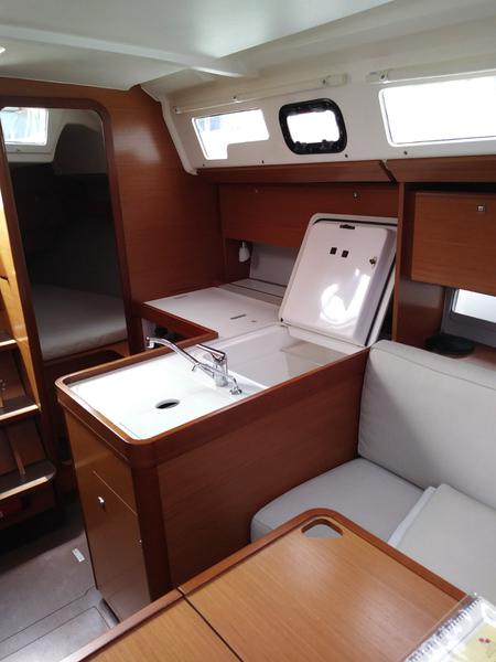 Book yachts online - sailboat - Dufour 360 Grand Large - Draco - rent