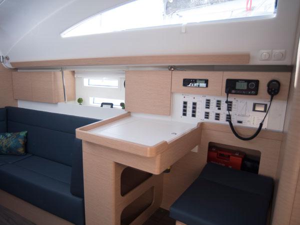 Book yachts online - sailboat - Elan 45 Impression - Helen - rent