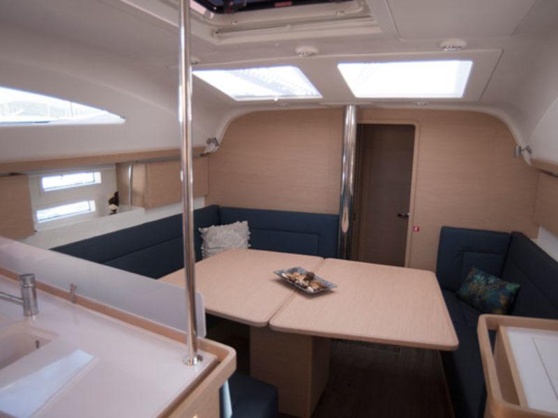 Book yachts online - sailboat - Elan 45 Impression - Helen - rent