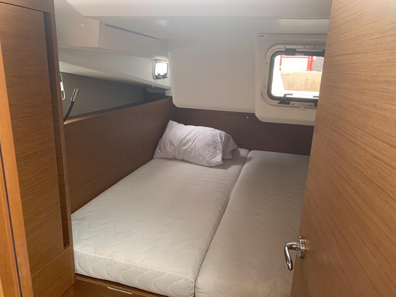 Book yachts online - sailboat - Sun Odyssey 440 - Olympia - rent