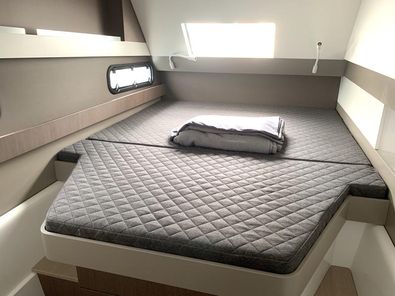 Book yachts online - catamaran - Bali 4.1 - Micha - rent