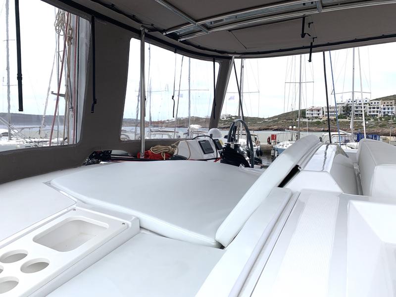 Book yachts online - catamaran - Bali 4.1 - Micha - rent