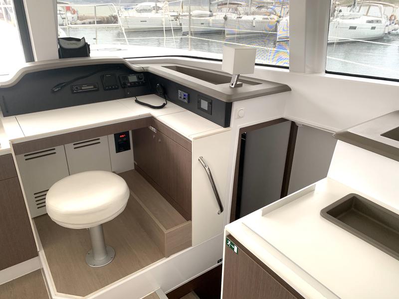 Book yachts online - catamaran - Bali 4.1 - Micha - rent