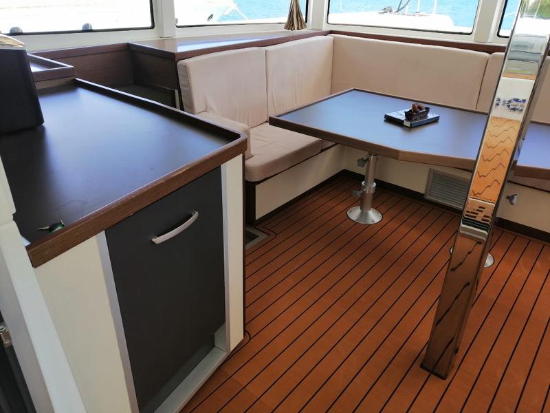Book yachts online - catamaran - Lagoon 42 - BOLUBO - rent