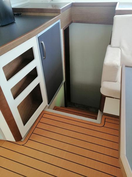 Book yachts online - catamaran - Lagoon 42 - BOLUBO - rent