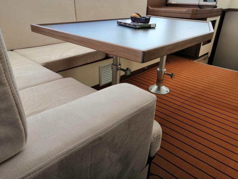 Book yachts online - catamaran - Lagoon 42 - BOLUBO - rent