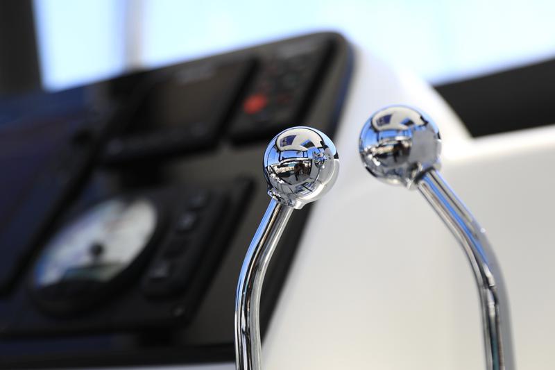 Book yachts online - catamaran - Lagoon 42 - ZEUS - rent