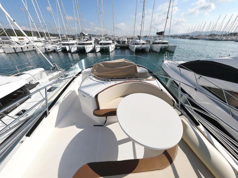 Book yachts online - motorboat - Jeanneau Prestige 46 Fly - ANIMA MARIS - rent