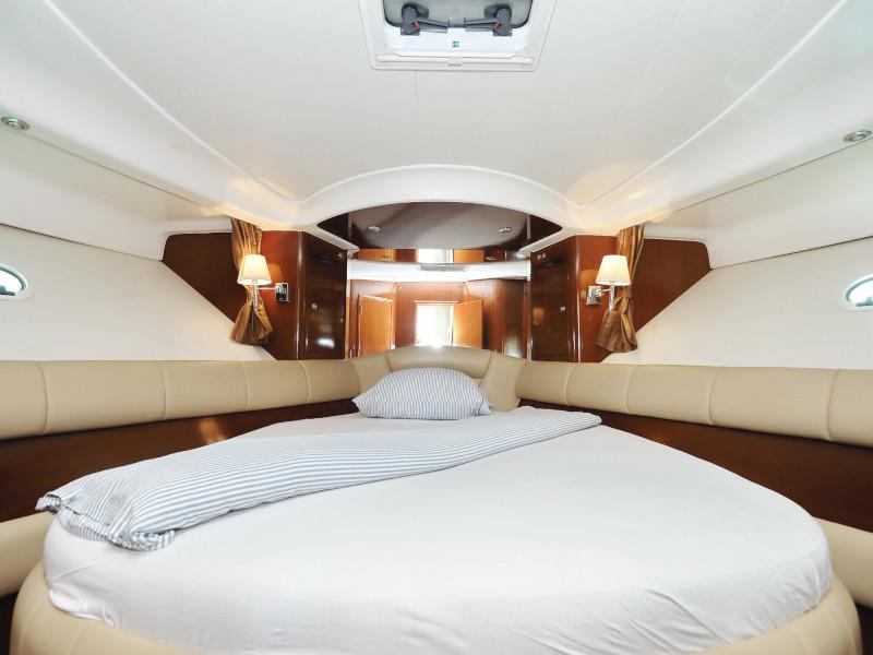 Book yachts online - motorboat - Jeanneau Prestige 46 Fly - ANIMA MARIS - rent