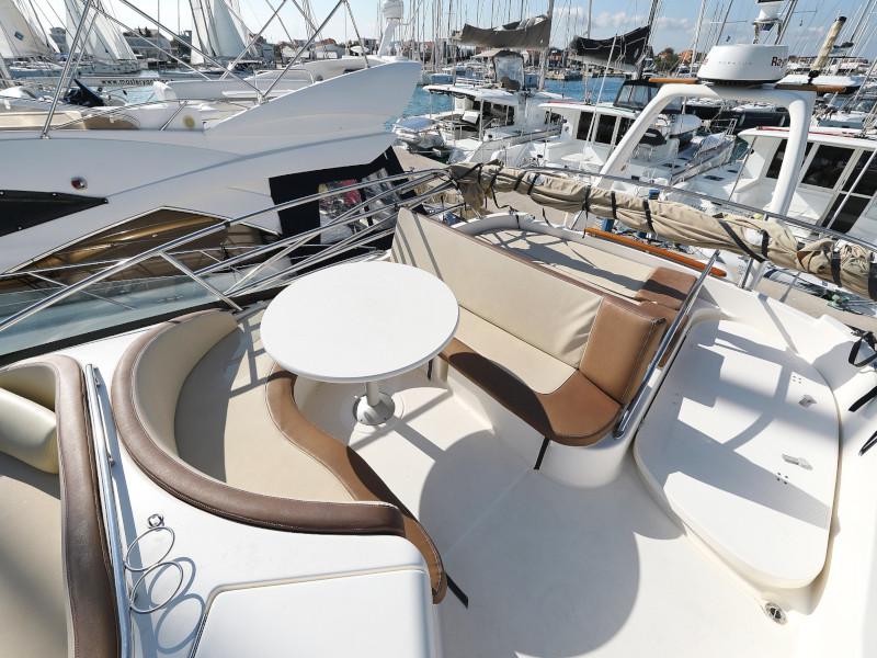 Book yachts online - motorboat - Jeanneau Prestige 46 Fly - ANIMA MARIS - rent