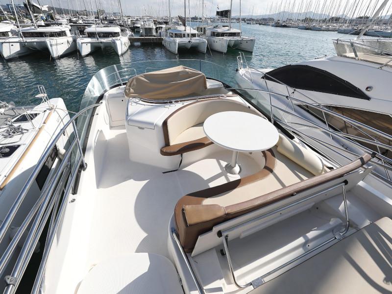 Book yachts online - motorboat - Jeanneau Prestige 46 Fly - ANIMA MARIS - rent