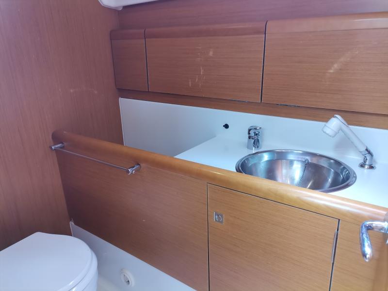 Book yachts online - sailboat - Sun Odyssey 33i - min elli - rent