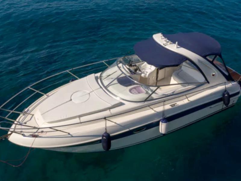 Book yachts online - motorboat - Bavaria 27 Sport - no name - rent
