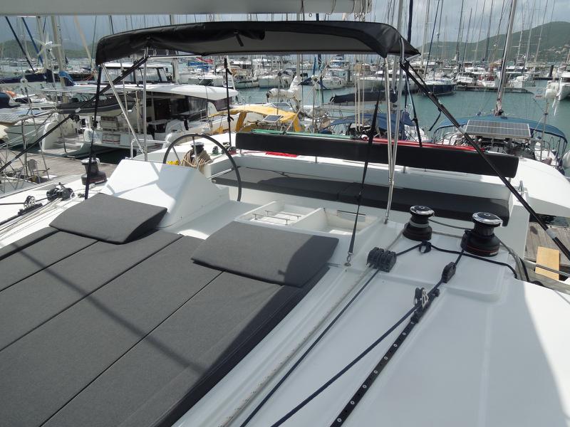 Book yachts online - catamaran - Lagoon 450F - Take Off - rent