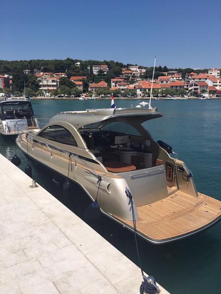 Book yachts online - motorboat - Mirakul 30 HT - LAURA - rent