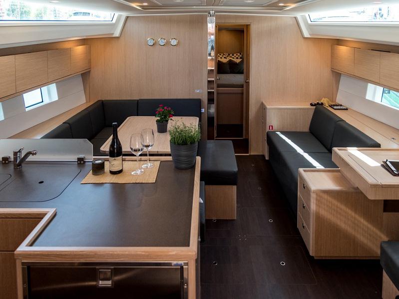 Book yachts online - sailboat - Bavaria C50 - no name - rent