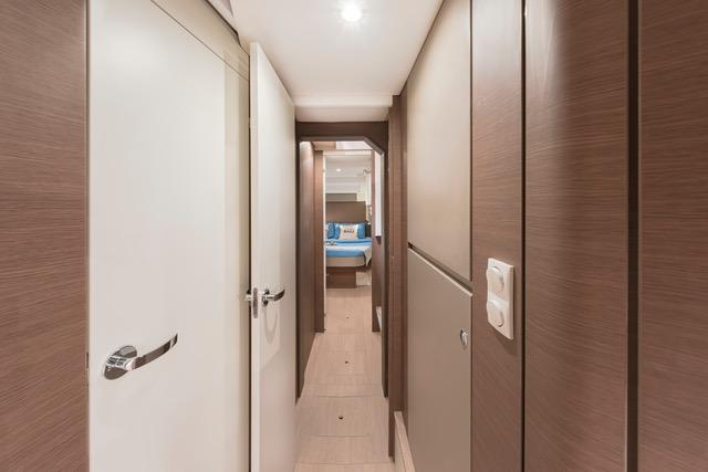 Book yachts online - catamaran - Bali Catspace - Nautic Cat - rent