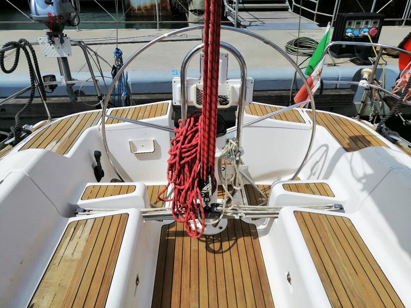 Book yachts online - sailboat - Elan 40 - Peter Pan - rent