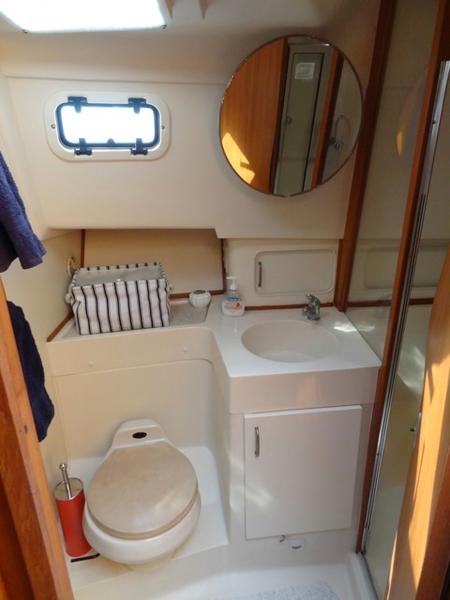 Book yachts online - motorboat - Mainship 390 Trawler - Old Grumpy - rent