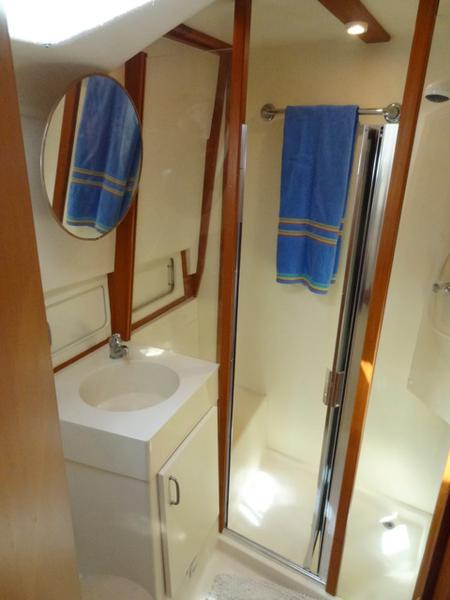 Book yachts online - motorboat - Mainship 390 Trawler - Old Grumpy - rent