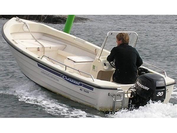 Book yachts online - motorboat - Crescent 465 Trader - 465án - rent