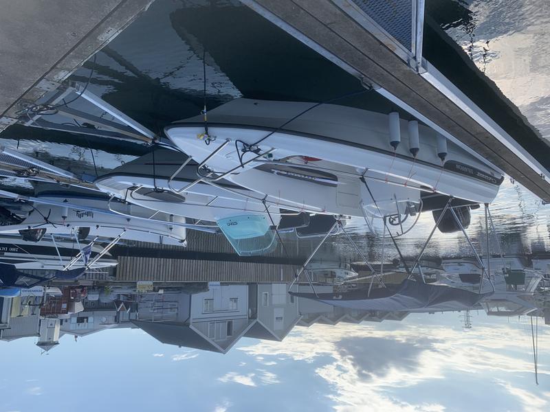 Book yachts online - motorboat - Crescent 518 Arrow - Arrow - rent