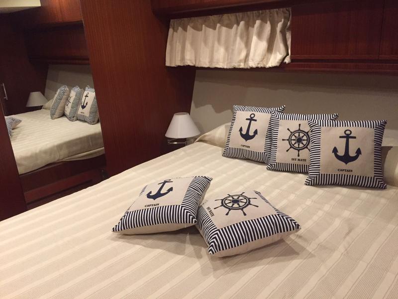 Book yachts online - motorboat - Maine 530 - Big Ben - rent