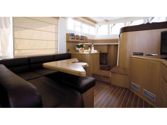 Book yachts online - motorboat - Maine 530 - Big Ben - rent