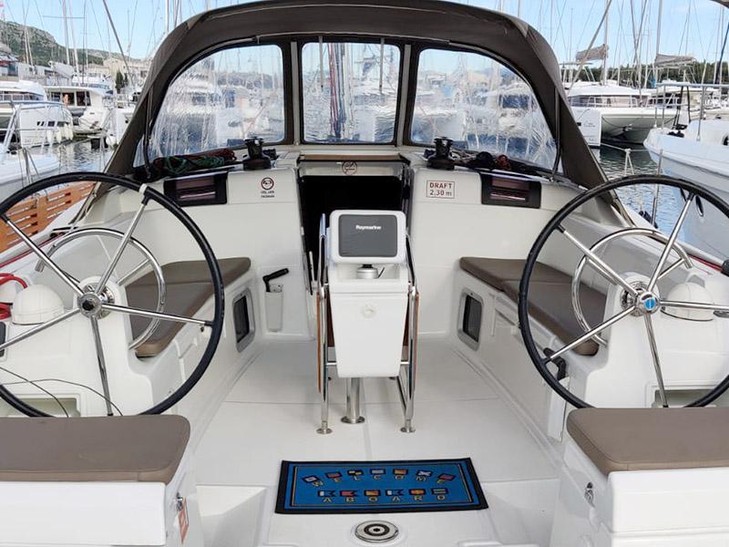 Book yachts online - sailboat - Sun Odyssey 449 - Elissa - rent